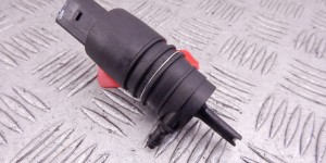 Насос (моторчик) омывателя стекла BMW X5-series (E53)