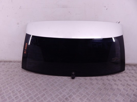 Стекло заднее BMW 3-series (E46) 51 31 8 255 292 Стекло заднее BMW 3-series (E46) 51 31 8 255 292