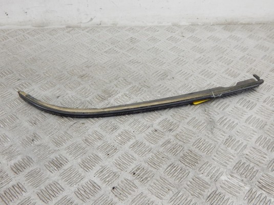 Ус под фару правый BMW 5-series (E39) 51 13 8 159 306 Ус под фару правый BMW 5-series (E39) 51 13 8 159 306