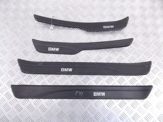 Накладка декоративная BMW 3-series (E90/91/92)