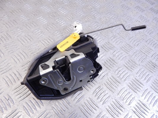 Замок двери передней левой BMW 5-series (E60/61) 51 21 7 202 145