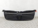 Решетка радиатора VOLKSWAGEN PASSAT 5+ (2000-2005)