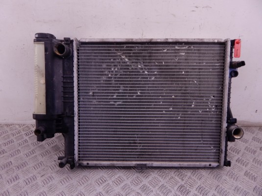 Радиатор (основной) BMW 5-series (E39)