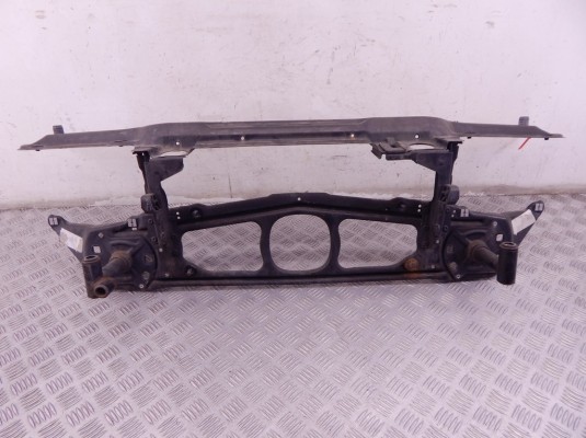 Передняя панель крепления облицовки (телевизор) BMW 3-series (E46) 51 71 7 111 691 Передняя панель крепления облицовки (телевизор) BMW 3-series (E46) 51 71 7 111 691