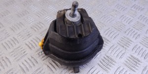 Подушка крепления двигателя BMW 5-series (E60/61) 22 11 6 774 620