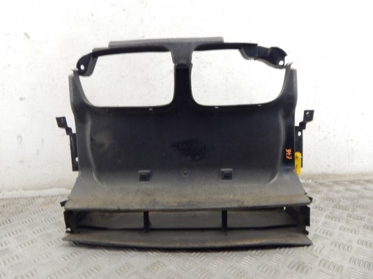 Воздухозаборник BMW 3-series (E46) 51 71 8 202 831