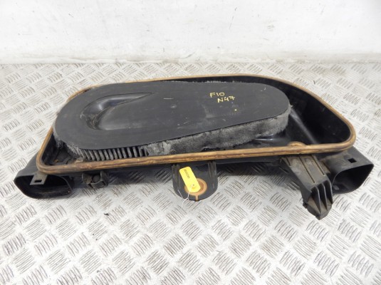 Корпус воздушного фильтра BMW 5-series (F10/11) 13 71 7 812 462 Корпус воздушного фильтра BMW 5-series (F10/11) 13 71 7 812 462