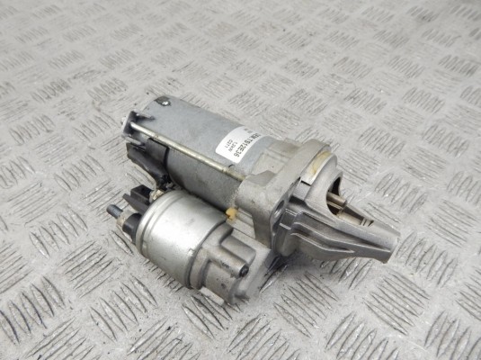 Стартер BMW 7-series (F01/02) 12 41 7 616 500