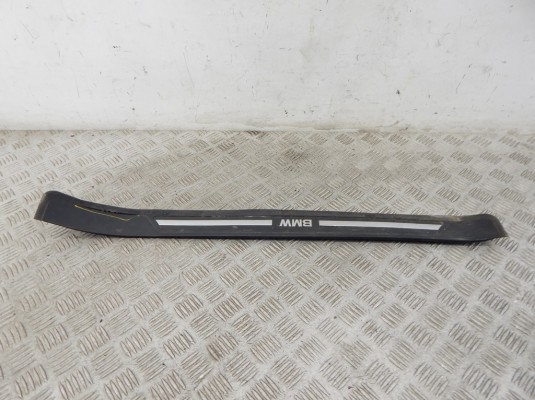 Накладка декоративная BMW 5-series (E39) 51 47 8 159 931 Накладка декоративная BMW 5-series (E39) 51 47 8 159 931