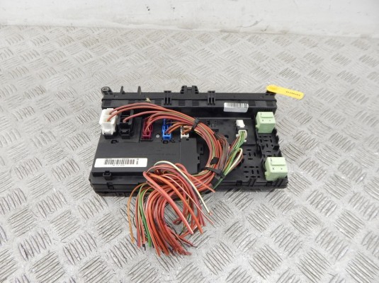 Блок предохранителей BMW X5-series (E53) 61 13 8 380 407