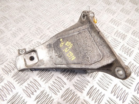 Кронштейн двигателя BMW 7-series (E65/66) 22 11 6 754 616