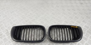 Решетка радиатора BMW 3-series (E46)