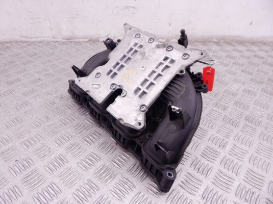 Коллектор впускной BMW 4-series (F32/33/36) 11 61 7 588 126