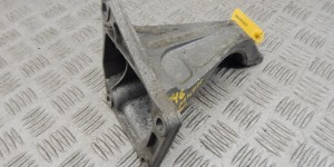 Кронштейн двигателя BMW 3-series (E46) 22 11 6 754 185 Кронштейн двигателя BMW 3-series (E46) 22 11 6 754 185