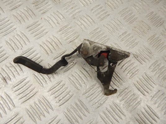 Крюк капота BMW 3-series (E46) 51 23 8 213 029