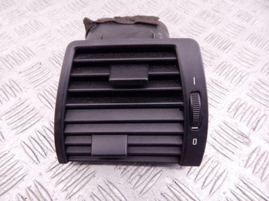 Дефлектор обдува салона BMW X5-series (E53) 64 22 8 402 215