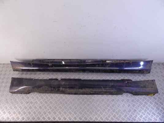 Накладка на порог BMW 1-series (E87) 51 77 7 837 435