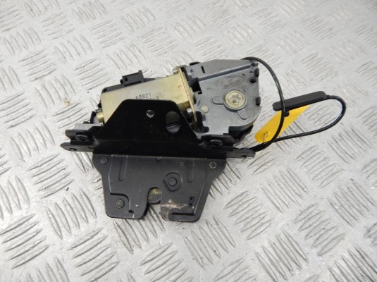 Замок багажника BMW X5-series (E53) 51 24 7 111 008