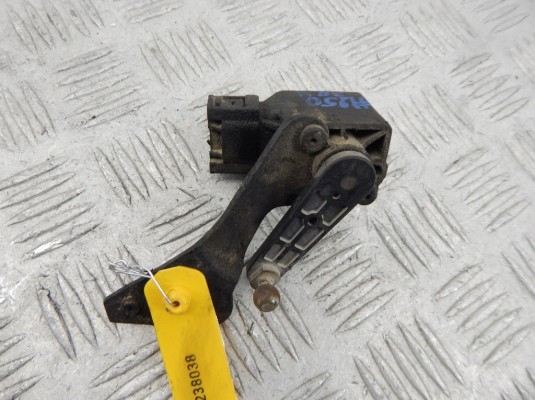 Датчик положения кузова BMW X5-series (E53) 37 14 1 093 697