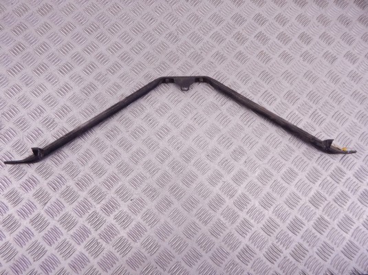 Распорная планка BMW 5-series (E60/61) 51 64 7 033 745 Распорная планка BMW 5-series (E60/61) 51 64 7 033 745