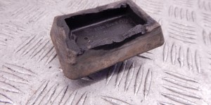 Опора под домкрат (поддомкратная подушка) BMW 5-series (E39) 51 71 8 204 244