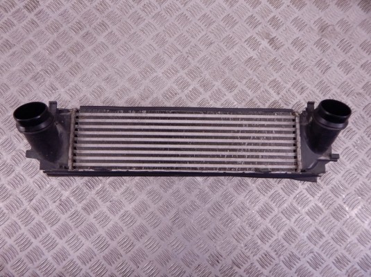 Интеркулер BMW 3-series (F30/31) 17 51 7 600 530