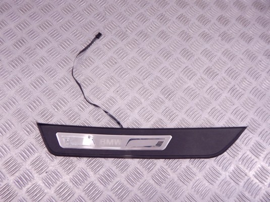 Накладка декоративная BMW 5-series (F10/11) 51 47 7 337 021 Накладка декоративная BMW 5-series (F10/11) 51 47 7 337 021