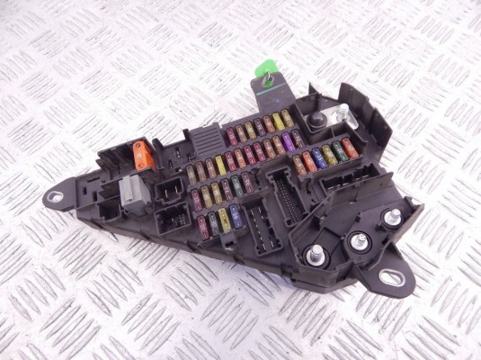 Блок предохранителей BMW 5-series (E60/61) 61 14 6 906 588