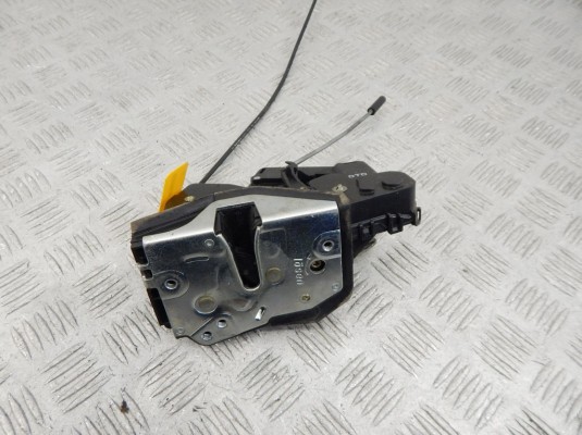 Замок двери передней правой BMW 3-series (E46) 51 21 8 206 408