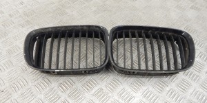 Решетка радиатора BMW 5-series (E39)