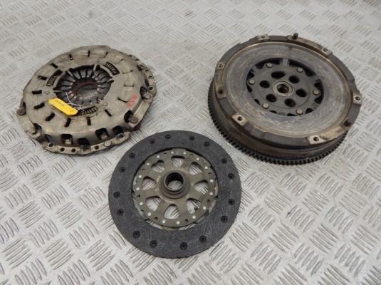 Маховик BMW 3-series (E90/91/92) 21 20 7 573 785