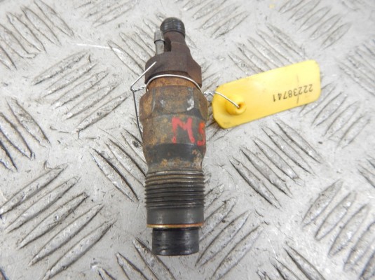 Форсунка BMW 7-series (E38) 13 51 2 245 810