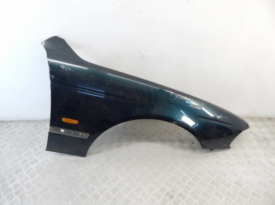 Крыло переднее правое BMW 5-series (E39) 41 35 8 162 134