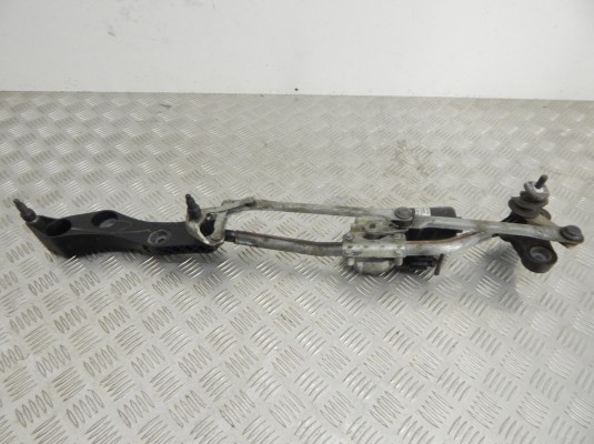 Механизм стеклоочистителя (трапеция дворников) BMW 5-series (E60/61) 6934279
