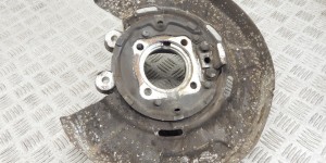 Ступица задняя правая BMW 7-series (F01/02) 33 32 6 796 498