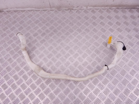 Горловина бачка омывателя BMW 5-series (F10/11) 61 66 7 203 270