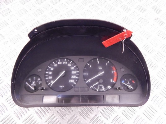 Щиток приборов (приборная панель) BMW X5-series (E53) 62 11 6 914 879
