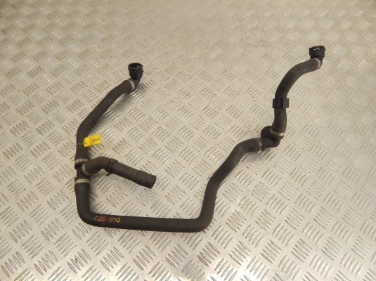 Патрубок радиатора BMW 1-series (F20/21) 17 12 7 596 834