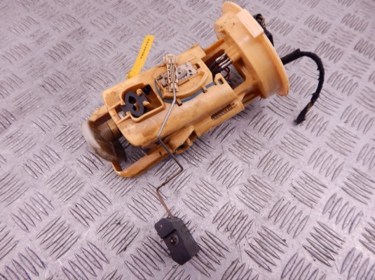 Насос топливный BMW 3-series (E46) 16 14 6 768 488