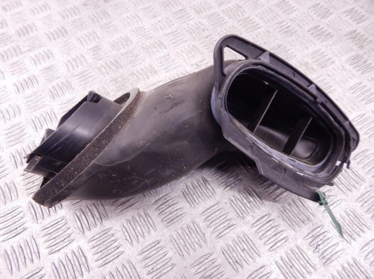 Воздуховод BMW 5-series (E39) 64 31 8 391 196 Воздуховод BMW 5-series (E39) 64 31 8 391 196