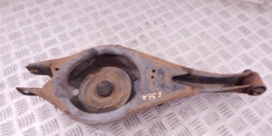 Рычаг задний правый BMW 3-series (E36) 33 32 1 095 556 Рычаг задний правый BMW 3-series (E36) 33 32 1 095 556