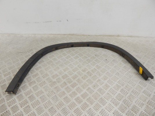 Молдинг крыла переднего правого BMW X1-series (E84) 51 77 2 990 166