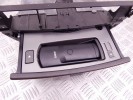 Вещевой ящик центральной консоли BMW 7-series (E65/66) 51 45 8 261 060
