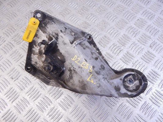 Кронштейн двигателя BMW X5-series (E53) 22 11 6 761 565