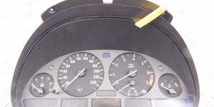 Щиток приборов (приборная панель) BMW 5-series (E39) 62 11 8 375 900