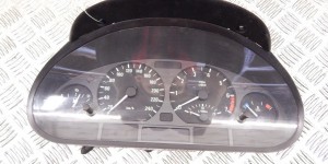 Щиток приборов (приборная панель) BMW 3-series (E46) 62 11 6 911 286