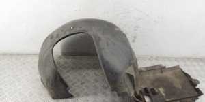 Защита арок передняя правая (подкрылок) BMW 3-series (E46) 51 71 7 036 496