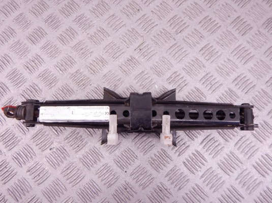 Домкрат BMW X3-series (E83) 71 10 3 403 642