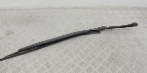 Щеткодержатель (поводок стеклоочистителя, дворник) BMW 5-series (E39) 61 61 8 209 879
