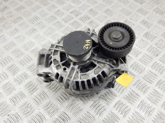 Генератор BMW 3-series (E46) Генератор BMW 3-series (E46)